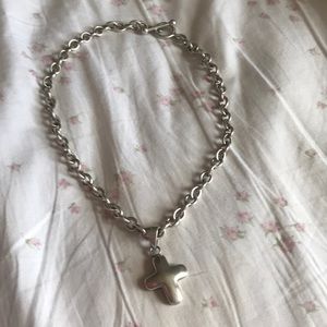 Sterling silver necklace with cross